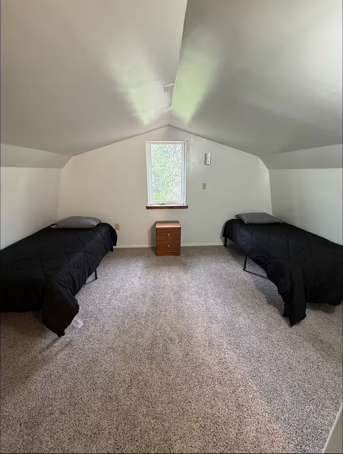 Guest room at Midnight Sun Bed & Breakfast